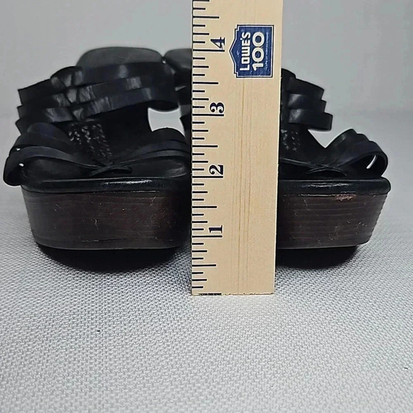 UGG Mattie Black Leather Platform Wedge Stacked Heel Sandal Women's Size 10 - Picture 15 of 15